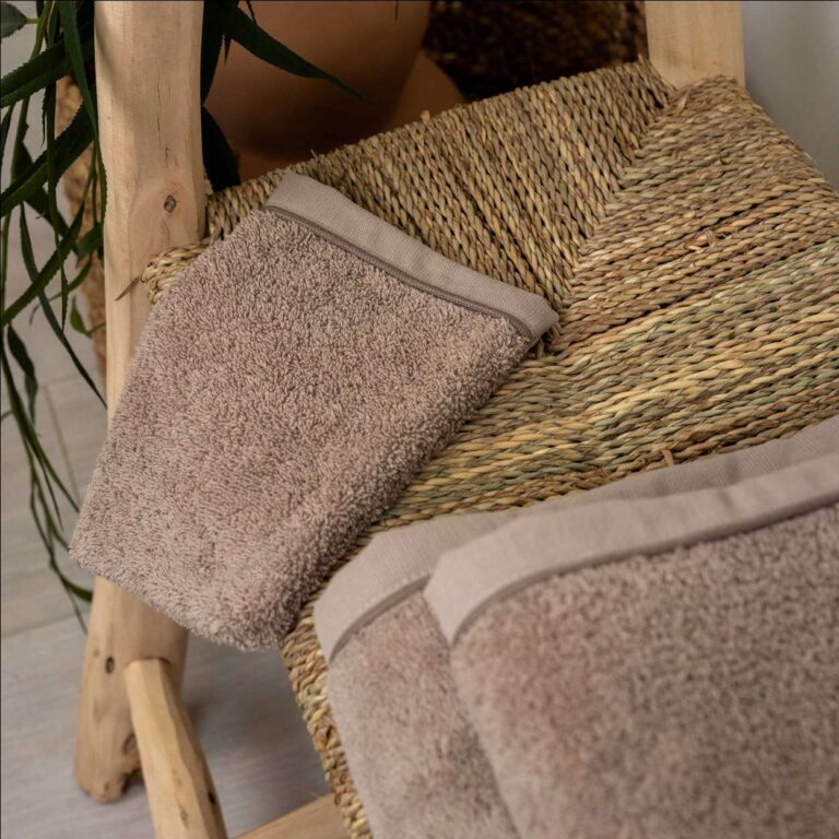 MONTE CARLO Bath Mitt – 100% Cotton
