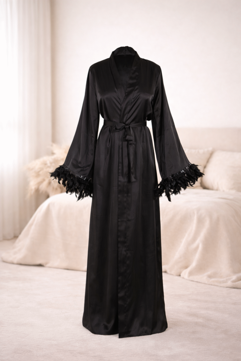Peignoir en satin Artisticité en noir